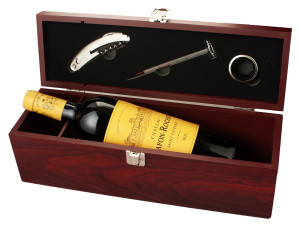 Coffret bois 3 accessoires Château Lafon-Rochet Saint-Estéphe 1x75cl dev.odyssee-vins.com